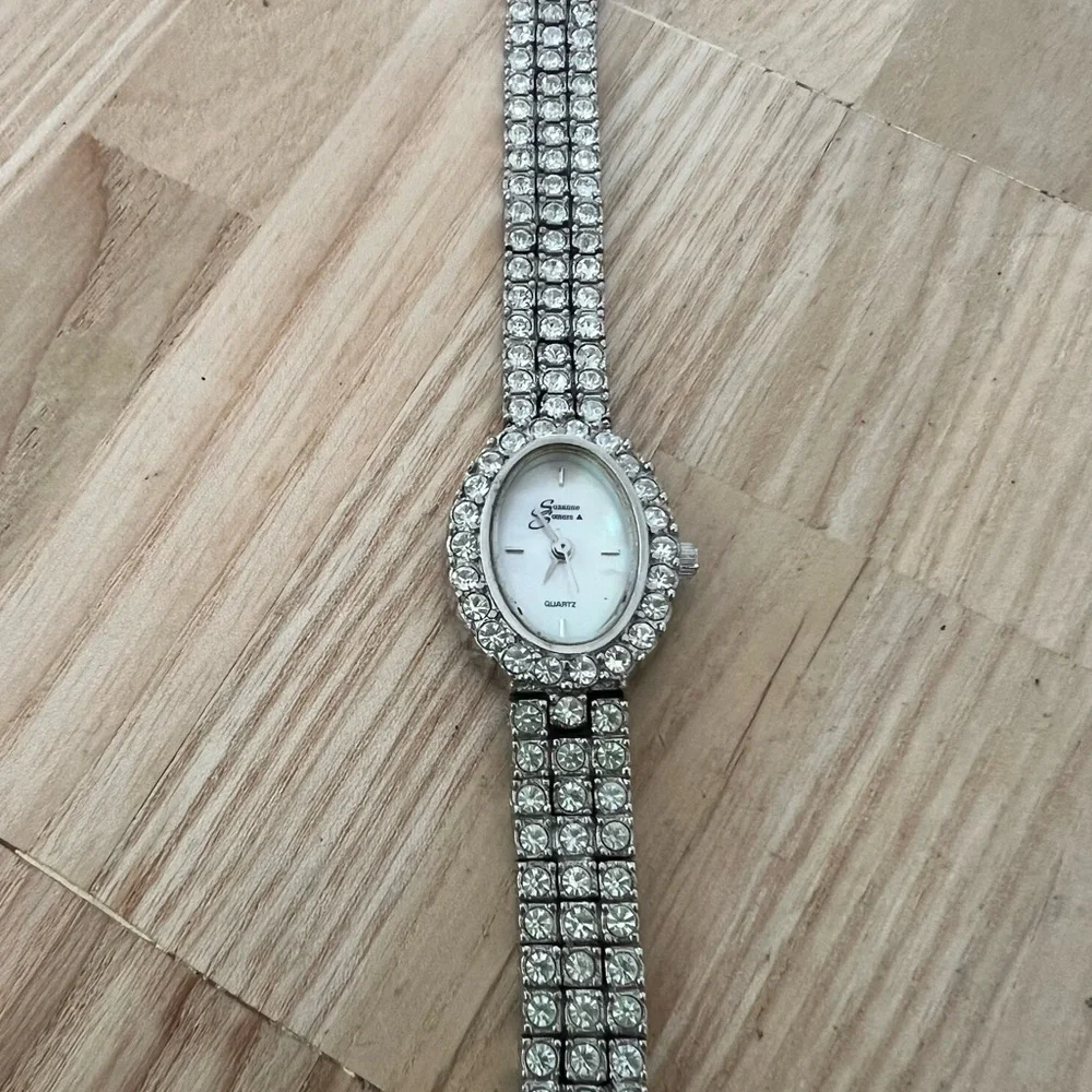 Suzanne somers rhinestone cocktail bracelet dress watch NEW BATTERY